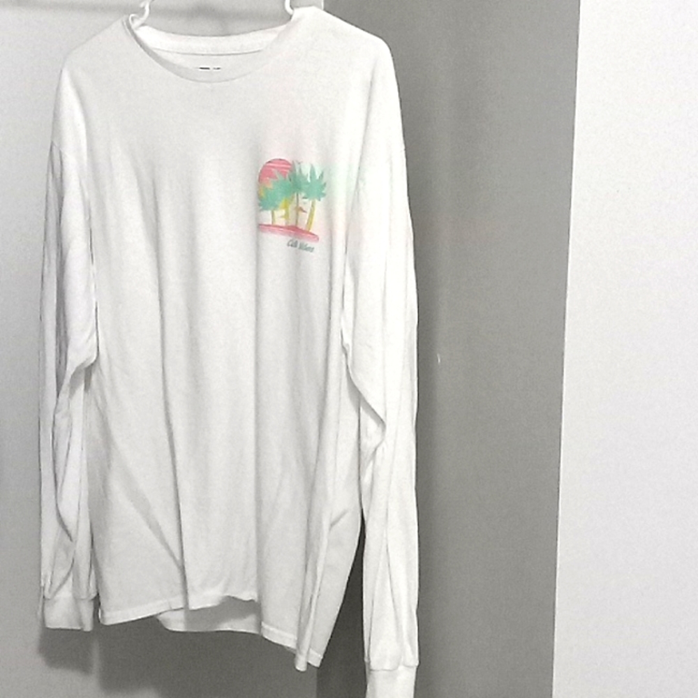Long sleeve T-shirt